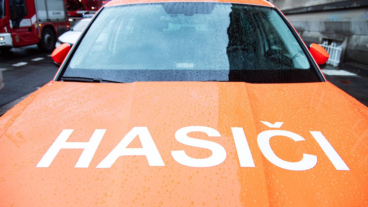 V Pelhřimově vyhořel kvůli poruše na elektrokoloběžce byt, událost si vyžádala čtyři zraněné