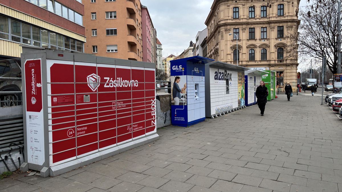 Výdejní boxy využívá 90 procent Čechů, pro většinu jsou nejčastější volbou
