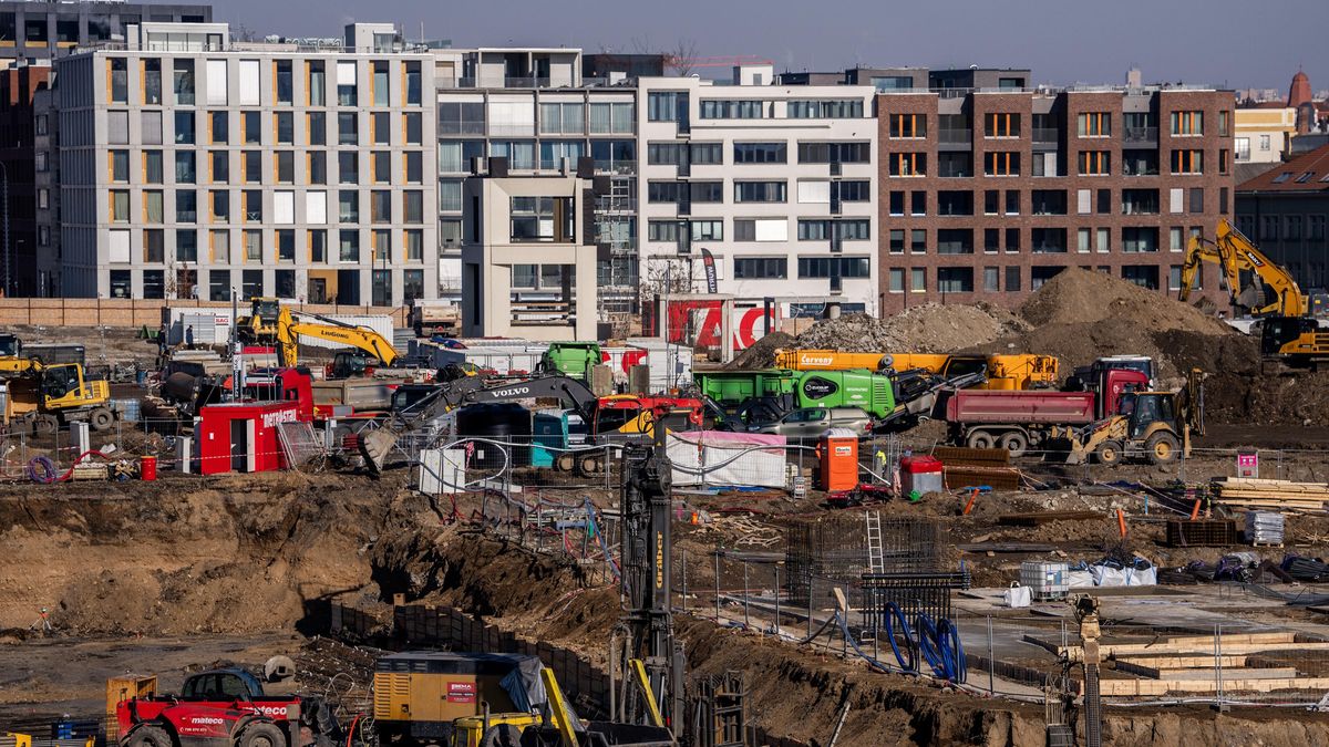 FOTO: Na pražském Smíchově vyrůstá nová čtvrť pro dvanáct tisíc lidí