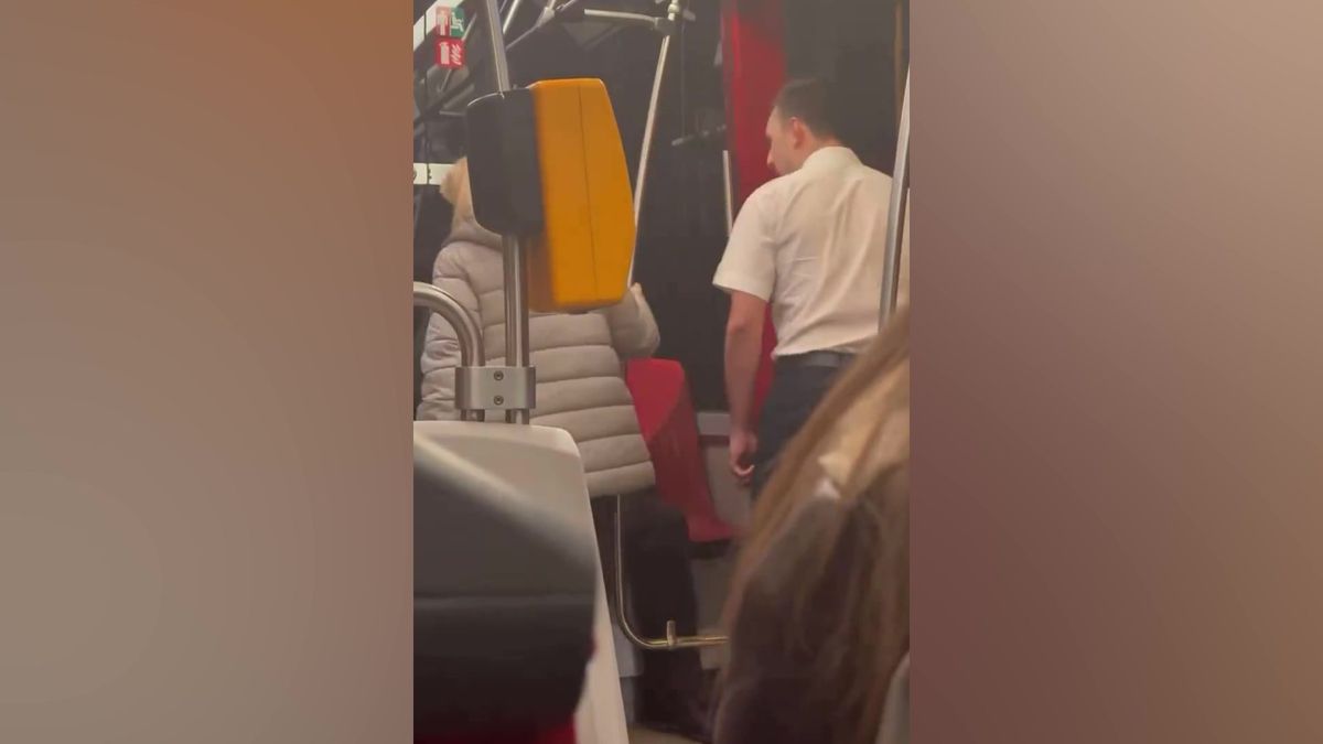 Žádné hrubé porušení kázně. Agresivní tramvaják ukončil spolupráci s DPP dohodou