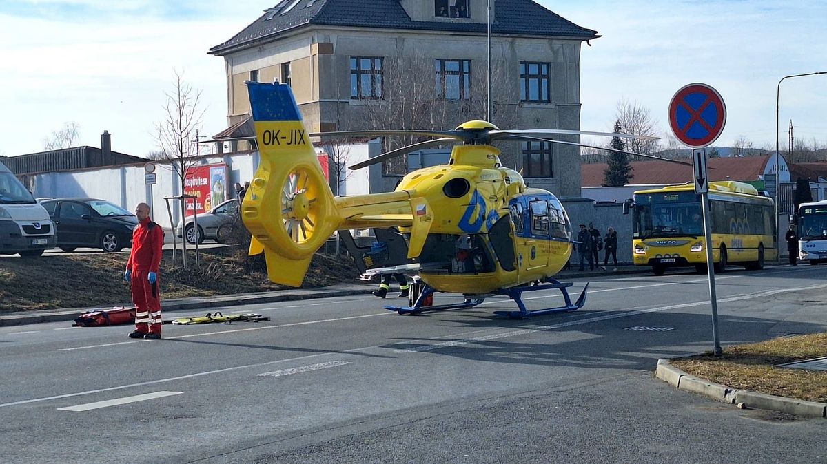 Řidička na Vyškovsku srazila dítě přímo před školou