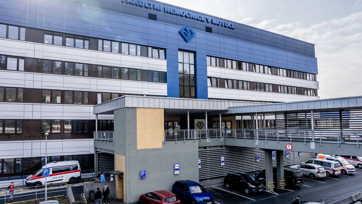 Policie žádá ministerstvo o informace k FN Motol