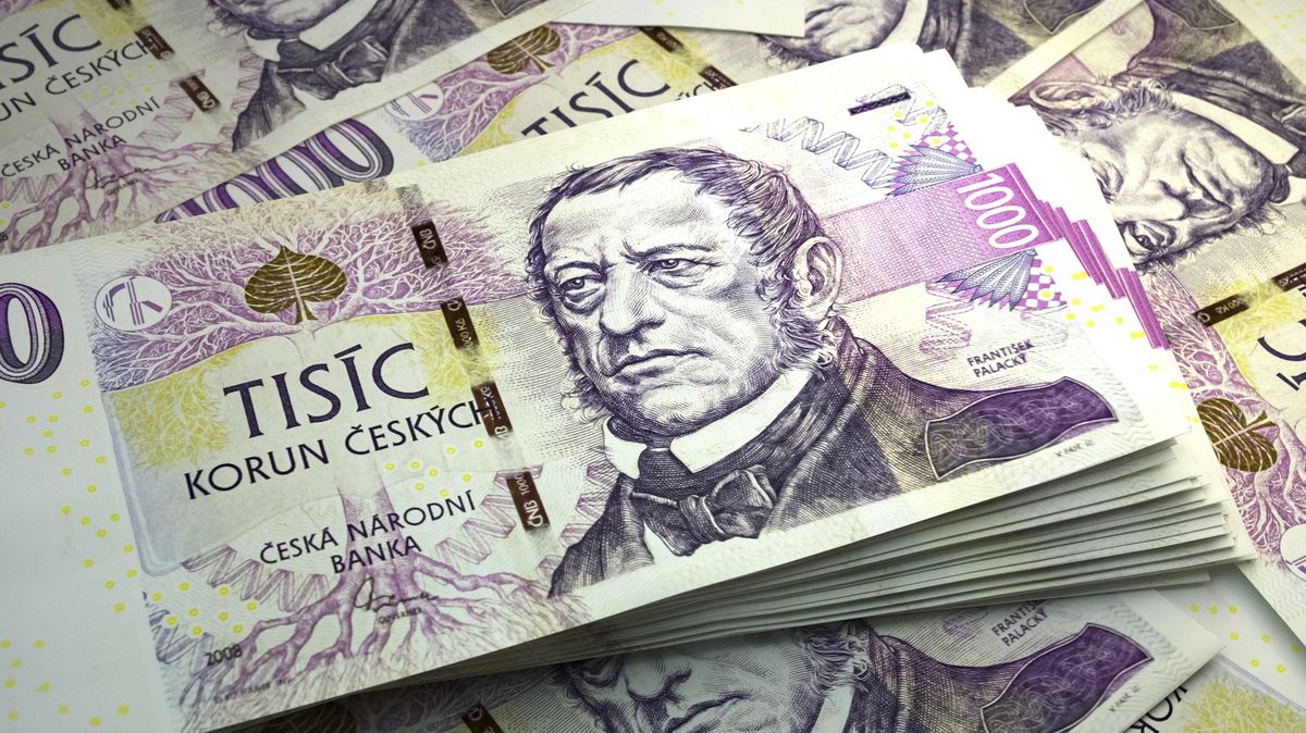 Společenství vlastníků bytů v Klatovech přišlo o miliony. Zástupkyně naletěla podvodníkům