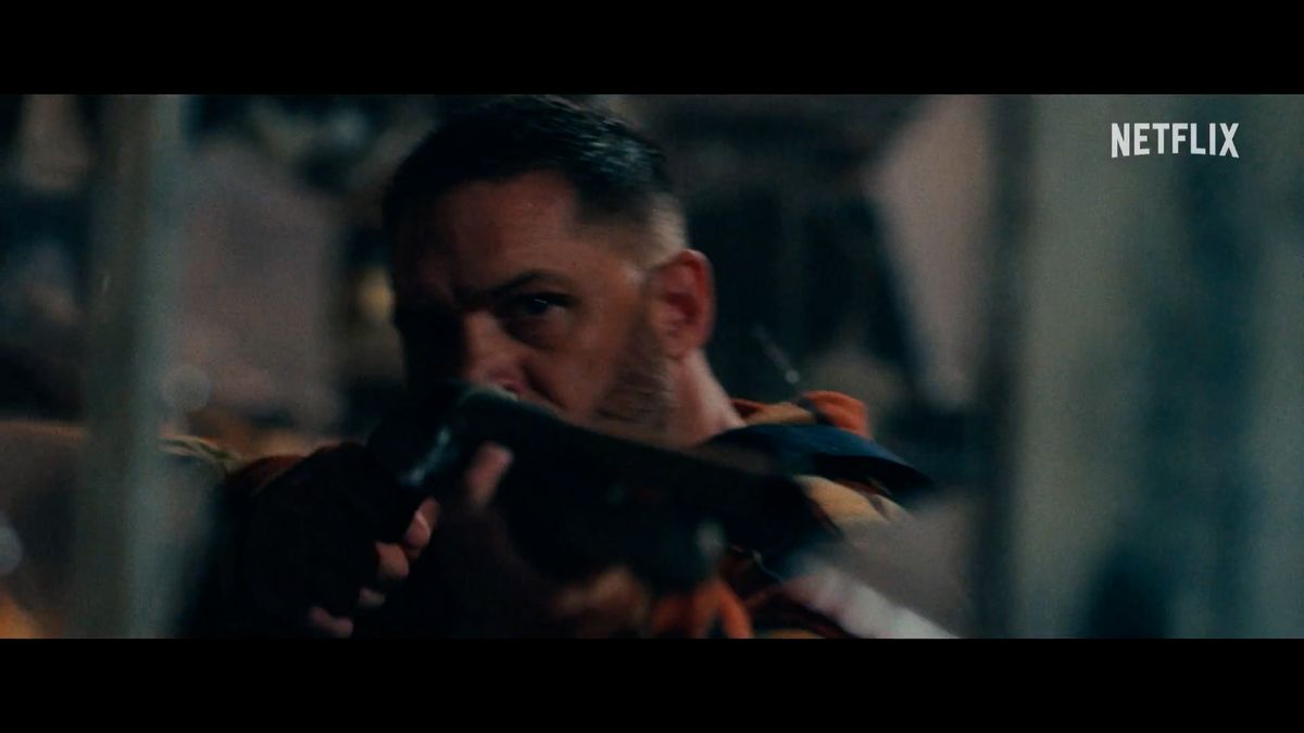 Tom Hardy v Totálním rozkladu: Akční thriller od mistra žánru konečně dorazí na Netflix