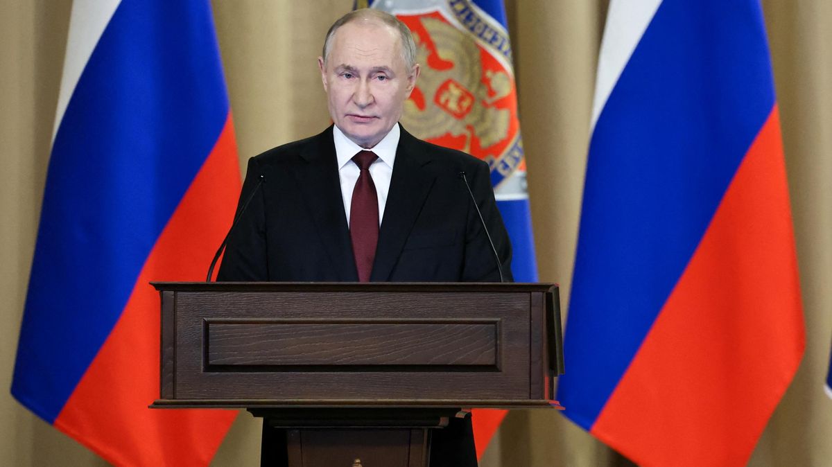 Putin chce dál bojovat. Schválně před vyjednáváním nastavil nesplnitelné maximalistické cíle, míní experti
