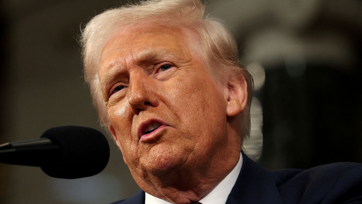 Trump přitvrdil. Oznámil 50% cla na ocel z Kanady