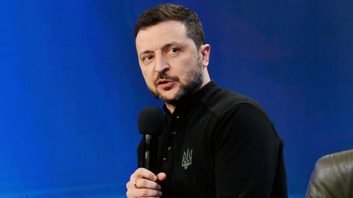 Střet s Trumpem vystřelil na Ukrajině podporu Zelenskému