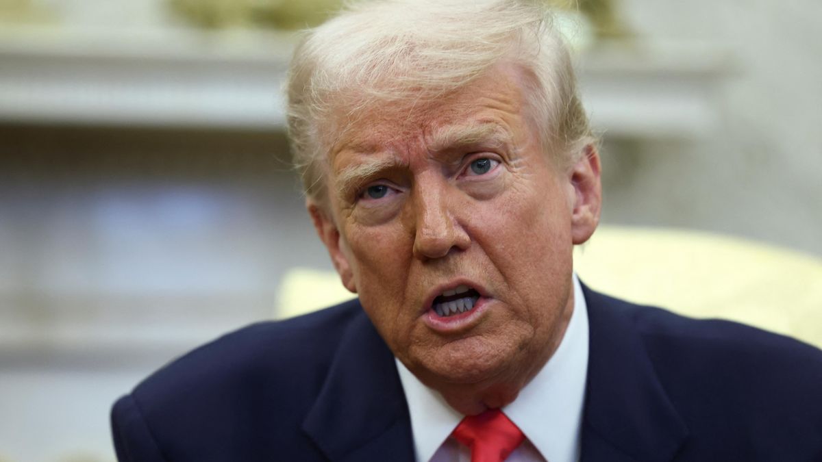 Trump má příliš blízko k Rusku, myslí si většina Američanů