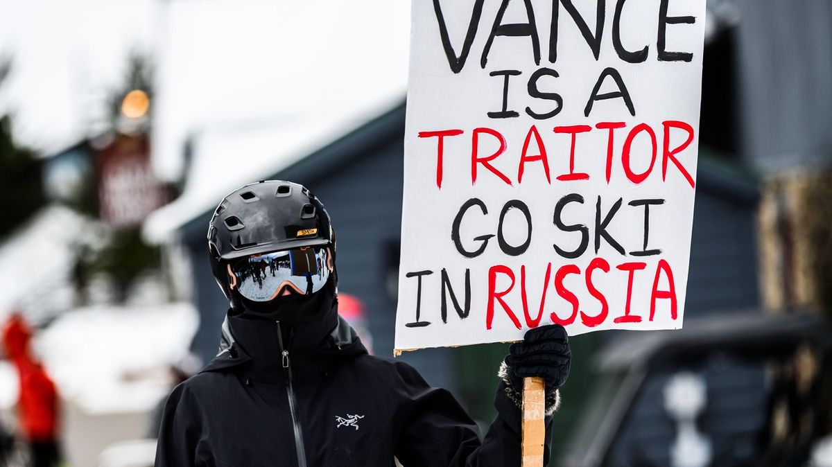 Běž lyžovat do Ruska. J.D.Vance jel po schůzce se Zelenským na hory, čekali tam na něj demonstranti