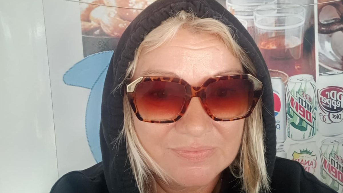 Žena okrádá Čechy v Hurghadě téměř dvě desetiletí, spravedlnost je na ni krátká
