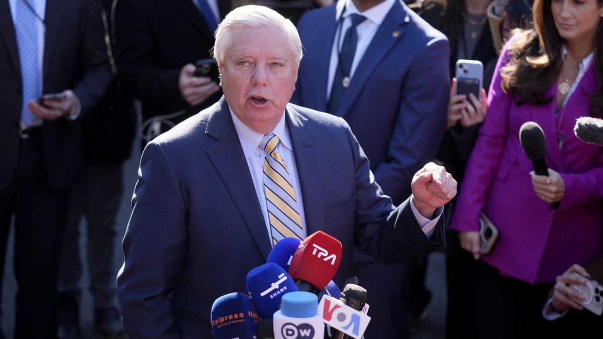 Republikánský senátor Graham připravuje nové sankce proti Rusku