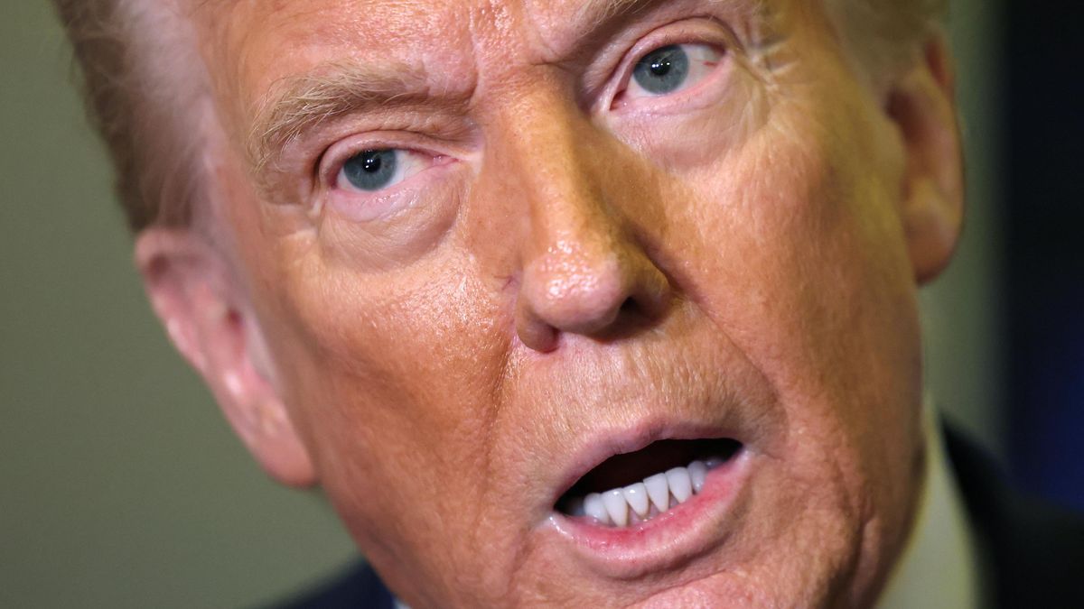 Připoutejte se, Trump podle bankéřů zhatí měkké přistání americké ekonomiky