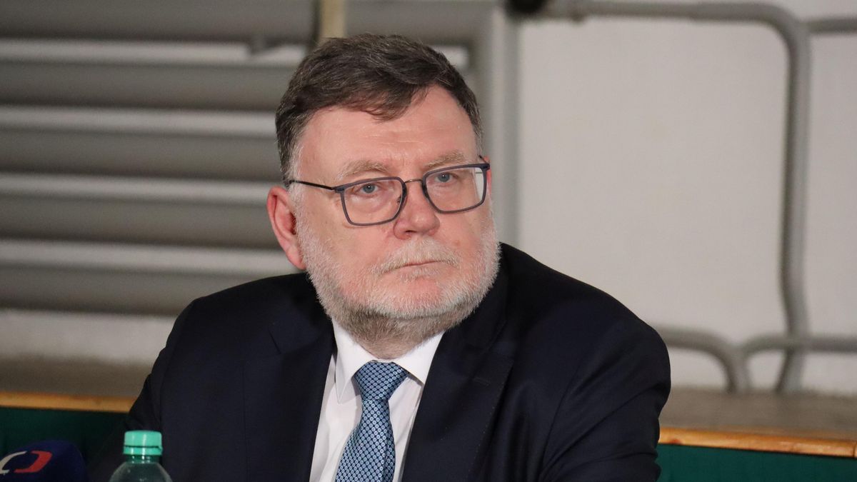 Na obranu má jít příští rok 200 miliard
