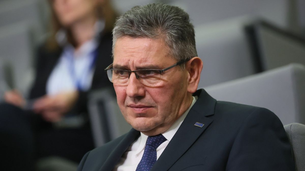 Polsko má munici na pár dní. Ruské agresi bychom se bránili nejvýš dva týdny, řekl generál