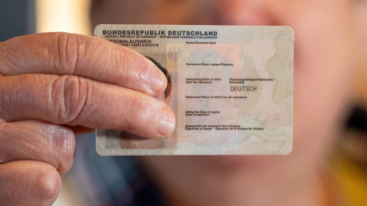Na dovolené mu ukradli občanku. V trestním rejstříku se Němci hromadí zápisy z Londýna