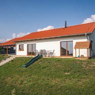 „Stavební povolení se prodlužovalo snad donekonečna, bylo to celkem depresivní,“ říká majitelka domu.