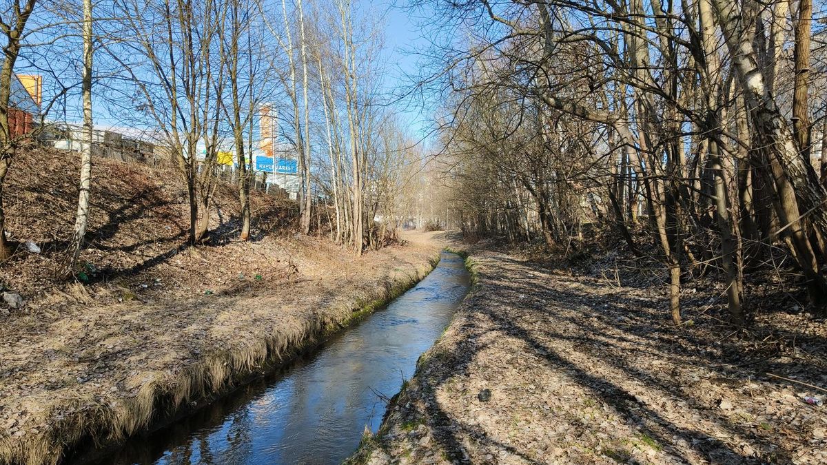Policisté hledají muže, který v Jablonci zachraňoval život mladíka