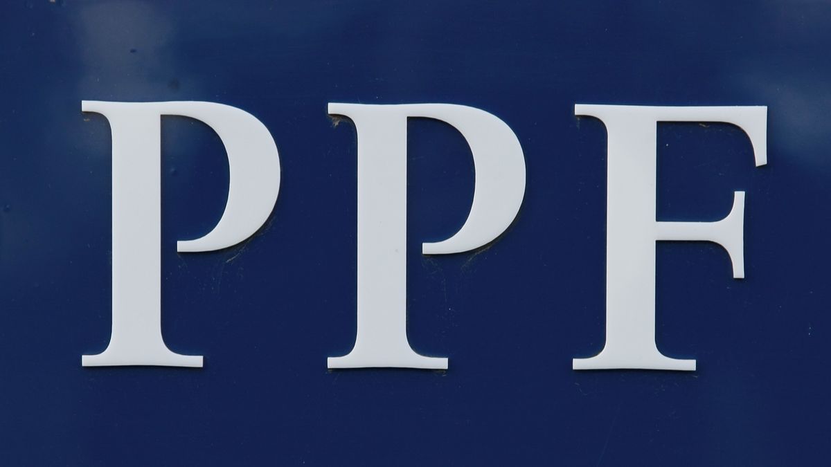 PPF bance klesl loni čistý zisk na 3,95 miliardy korun