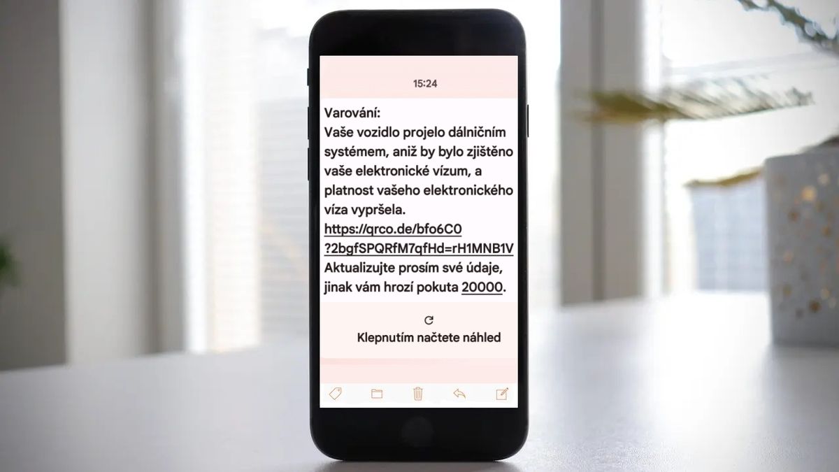 „Hrozí vám pokuta 20 tisíc.“ Podvodné SMS z Německa straší řidiče
