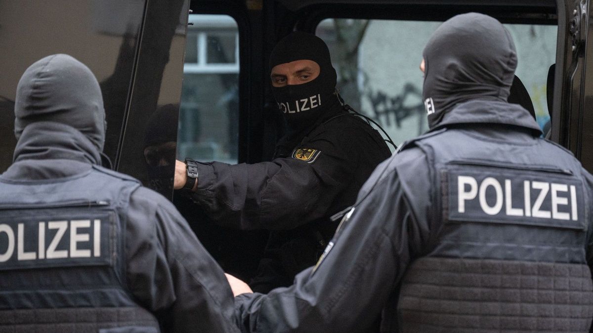 Razie na imigračním úřadu v Mnichově: Za úplatky se rozdával azyl
