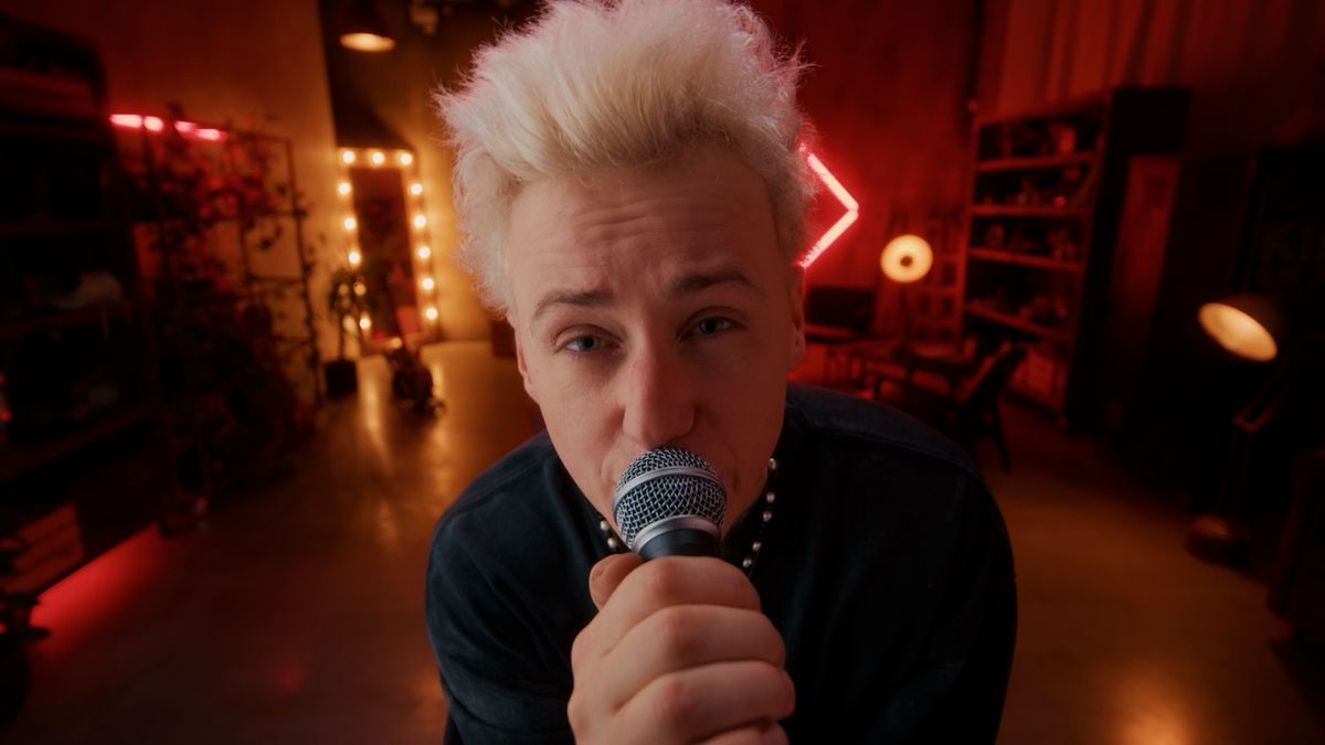 Vojtěch Drahokoupil je Samotář v osidlech punk rocku