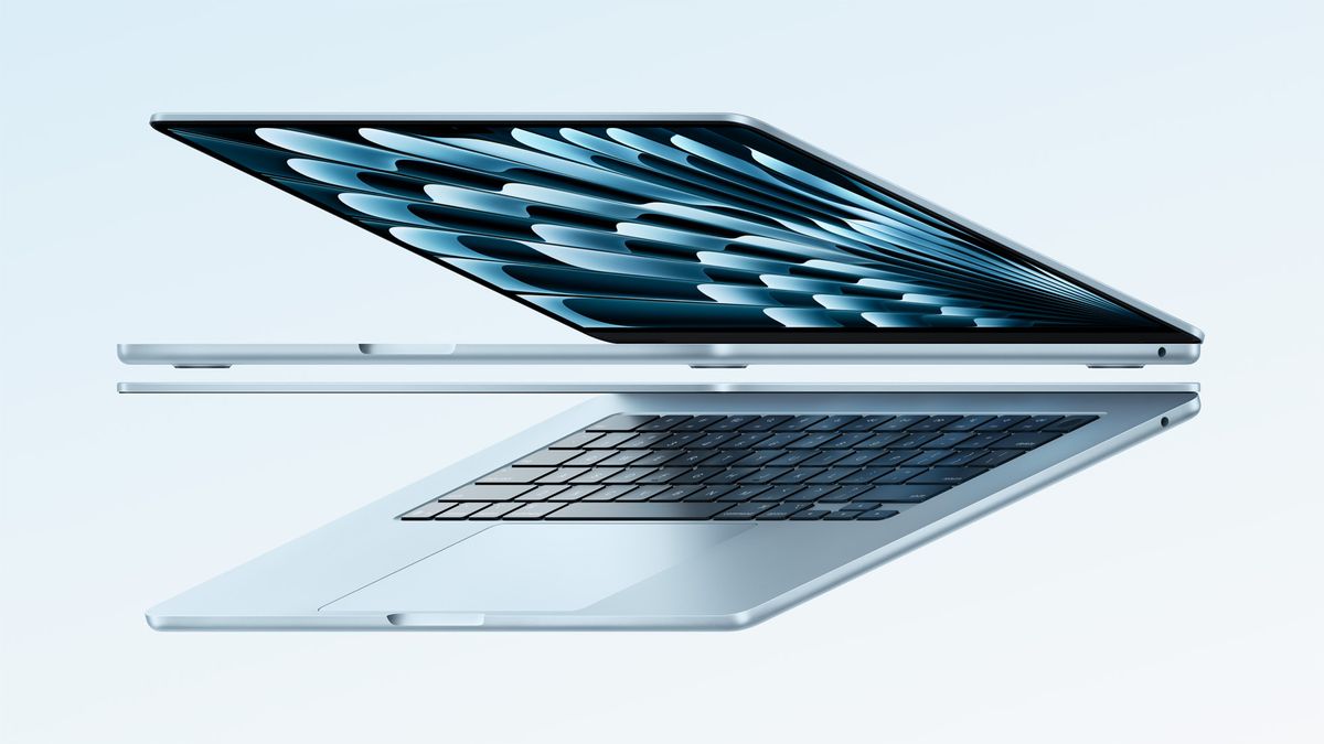 Jedna novinka za druhou. Apple odhalil i nový notebook