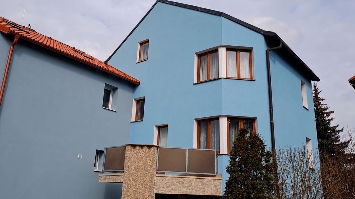 SOS Kormidlo pomáhá mladým rodinám bez rodinného zázemí s prvním bydlením