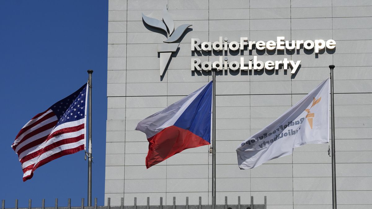 Soud v USA nařídil zajištění financí pro Rádio Svobodná Evropa do konce září