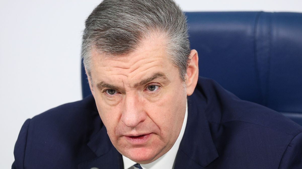 „Zelenskyj se bojí míru jako svého rozsudku smrti.“ Rusové si dál vedou svou a průtahy s příměřím shazují na druhé