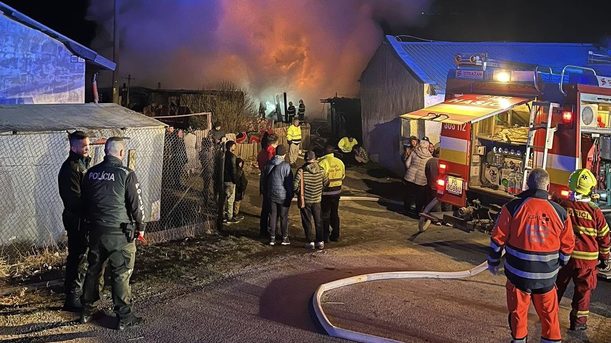 Tragédie na Slovensku: Při požáru unimobuňek zemřelo pět lidí, z toho čtyři děti
