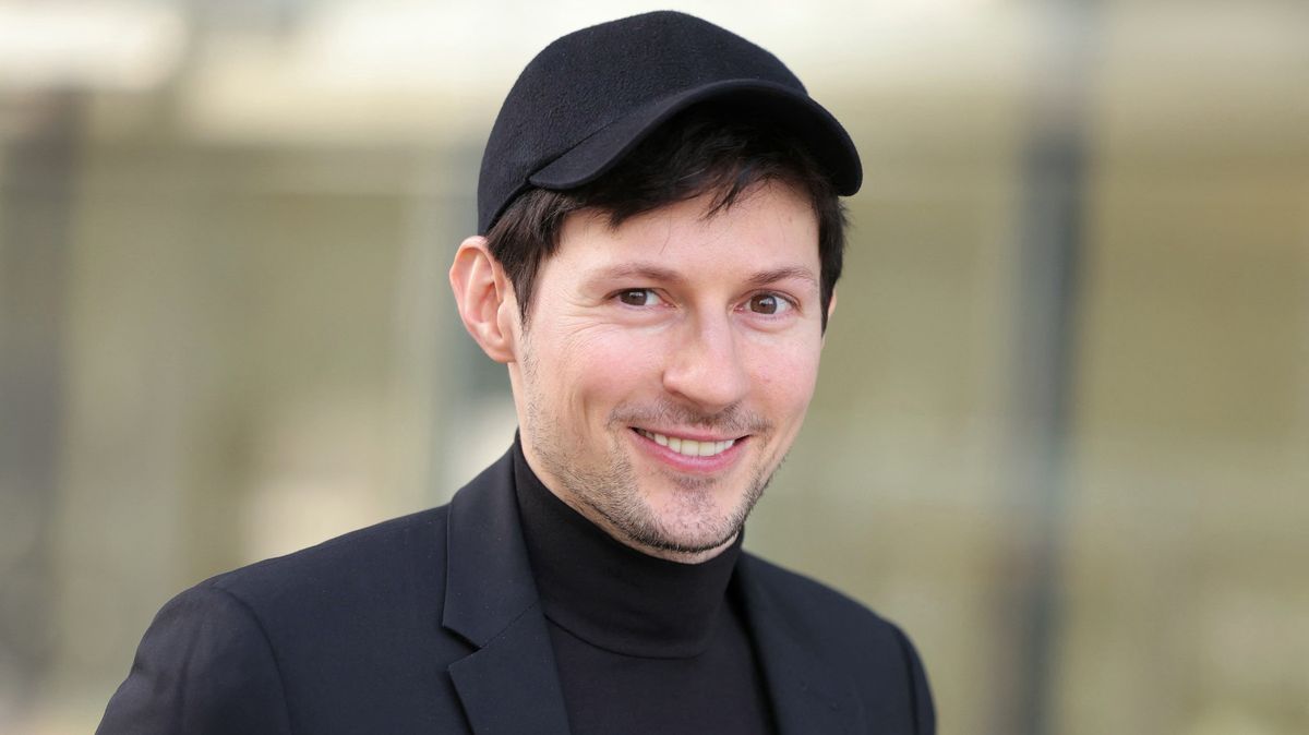 Zakladatel Telegramu Durov už je v Dubaji. Francouzský soud mu povolil vycestovat