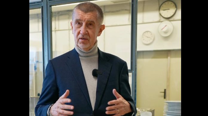 Babiš si našel nový cíl: tepe zdravější obědy pro děti