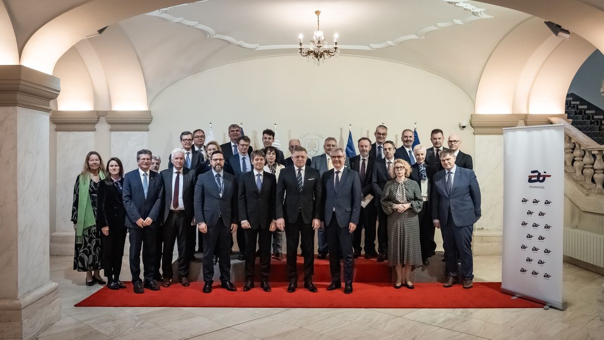 Fico: Slovensko nepodpoří případné sankce EU proti Maďarsku