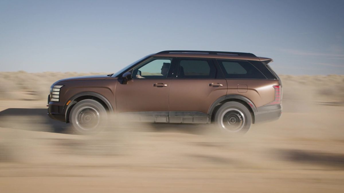 Největší SUV od Hyundai přijíždí v terénní verzi s novým šestiválcem