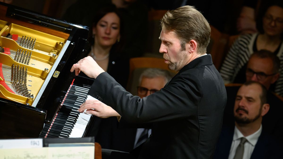 RECENZE: Česká filharmonie a Sommerovo existenciální poselství