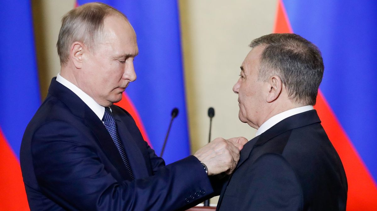 Rusko ve velkém znárodňuje majetky oligarchů, zabavené podniky skupují Putinovi kamarádi