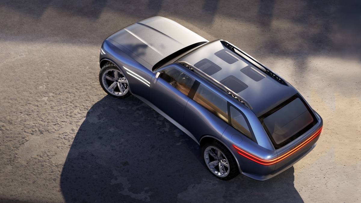 Koncept Genesis X Gran Equator má střešní okno pro každého pasažéra zvlášť.