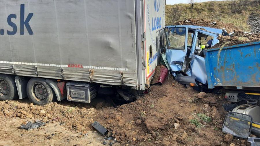 Při nehodě na Pražském okruhu zemřel muž