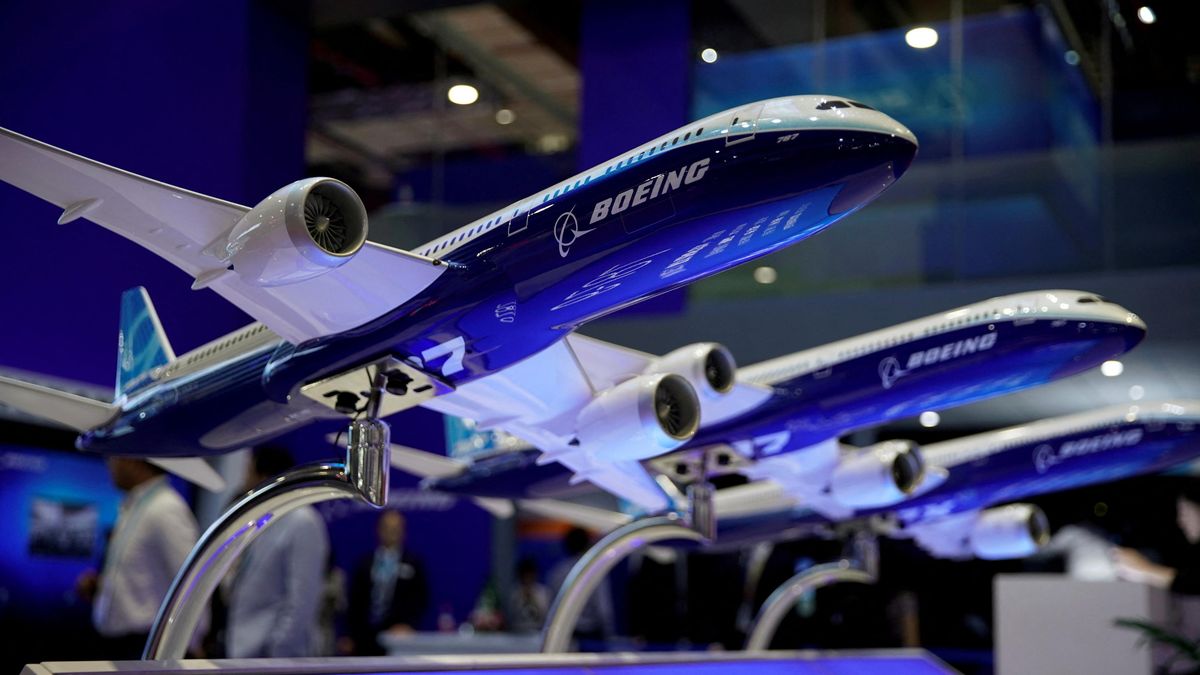 Už bylo v Číně. Kvůli clům se ale nové letadlo Boeingu vrátilo do USA