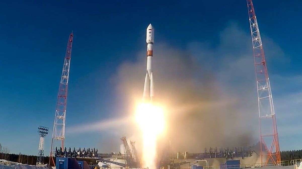 Ruský satelit spojovaný s protidružicovou zbraní se vymkl kontrole