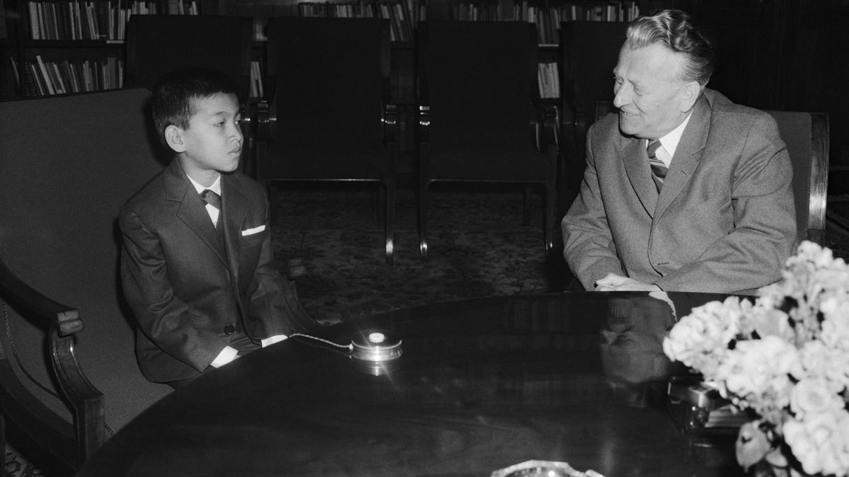 Pražská studia prince Sihanomiho vztahy s Kambodžou zlepšily, pak přišel Pol Pot a genocida