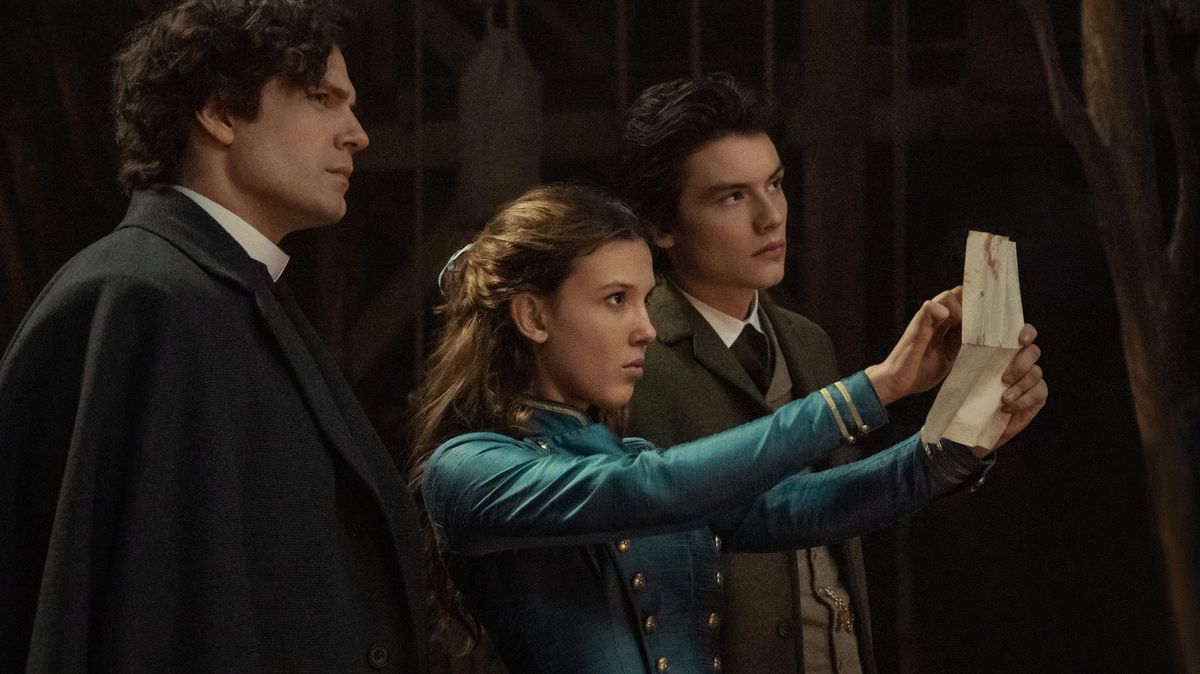 Tvůrci oceňovaného Adolescenta připraví pro Netflix třetí Enolu Holmesovou