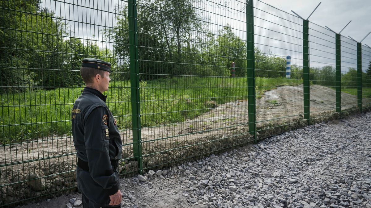 Rusko ve velkém rozjelo výstavbu základen u hranic s Finskem. Vzbuzuje to velké obavy