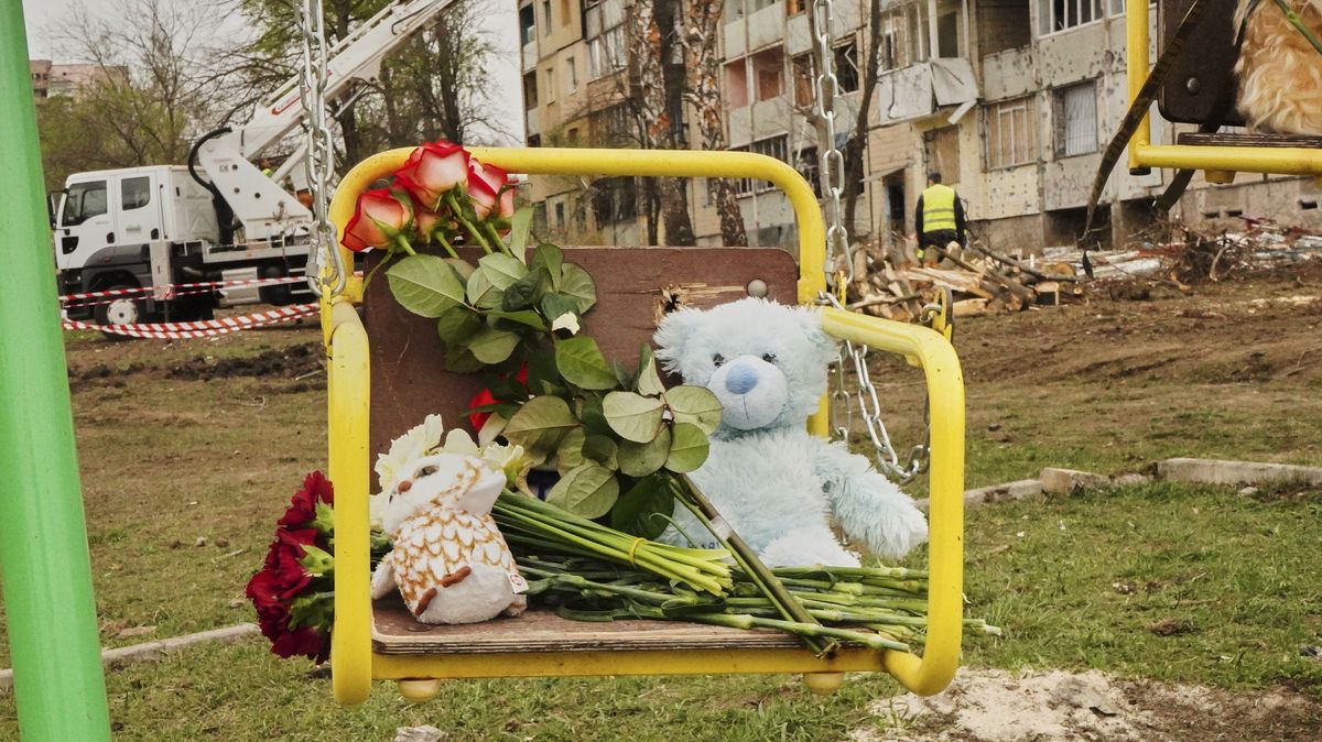 Tak silná země, tak slabá reakce. Zelenskyj si rýpnul do americké velvyslankyně
