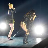 Ewa Farna s Anet X vystoupily na společenském večeru s písní To je moje holka, za kterou si odnesly v kategorii Společný projekt sošku.