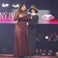 Ewa Farna a Annet X byly obě oblečené do modelů návrháře Tomáše Němce.