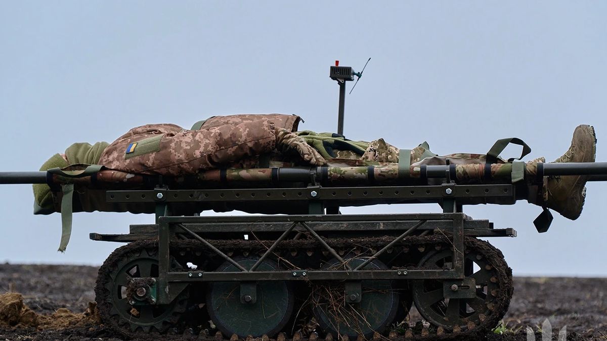 Ukrajina robotizuje armádu. Vojáky nahradí 15 tisíc pozemních dronů