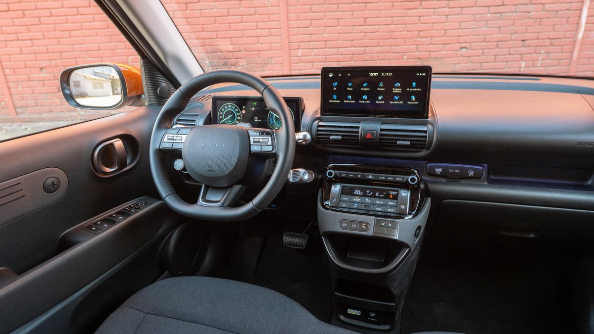 Hyundai chystá novou generaci interiérů. Tlačítka zůstanou