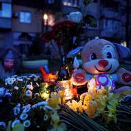 Na děti zavzpomínaly pro agenturu AP jejich učitelky. Iryna Chodolová například o svých žácích Arině a Radyslavovi prohlásila, že byly jako „malá sluníčka ve třídě“.