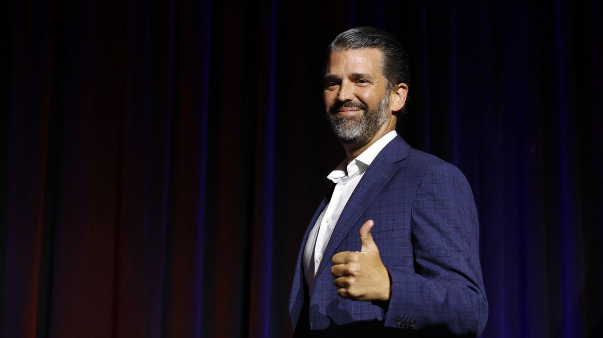 Donald Trump Jr. míří do Prahy